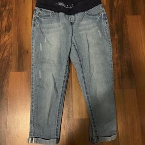 Maternity Jean Capris